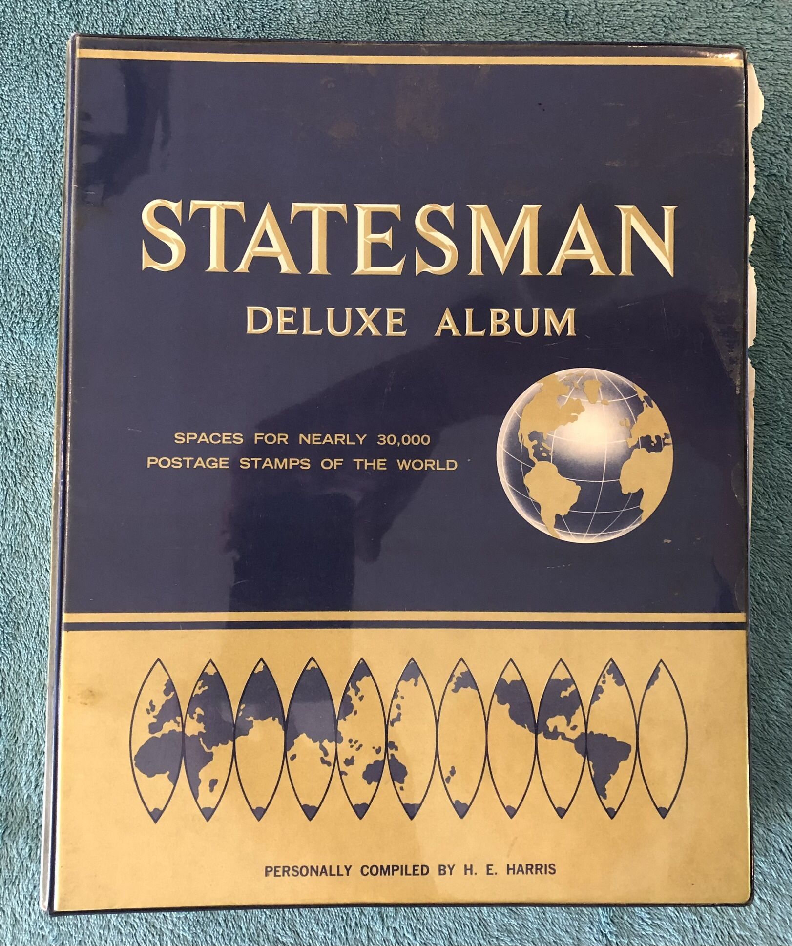 Vintage 1970 Statesman Deluxe Stamp Album