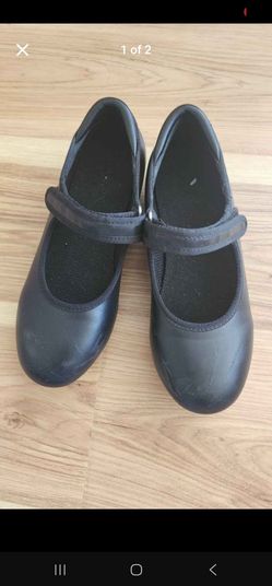 Girls tap shoes size 1