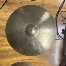Cracked/repaired Cymbals 