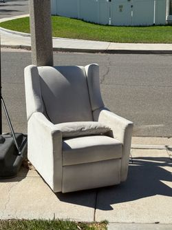 Nursery chair FREE