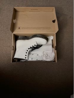Dr. Martens White Smooth Boots