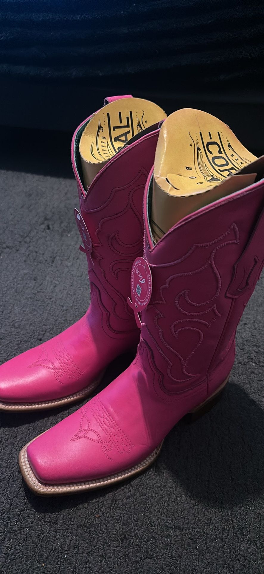 Women Embroidery Fuchsia Snip Toe Cowboy Boots 8.5