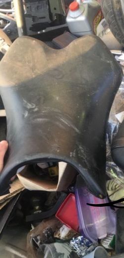 2010 Yamaha r1 front seat