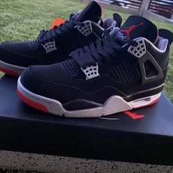 Jordan 4 Bred