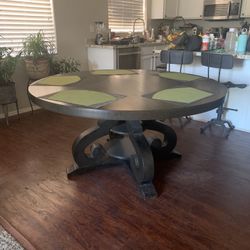 Dinning/ Dinner Table