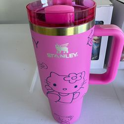STANLEY 40oz HELLO KITTY TUMBLER 