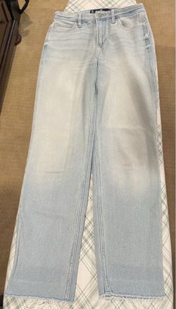 Hollister Co. ultra high-rise mom jeans