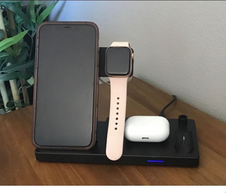 Multitasking In A Compact Space!! 5-in-1 Wireless Quick Charger