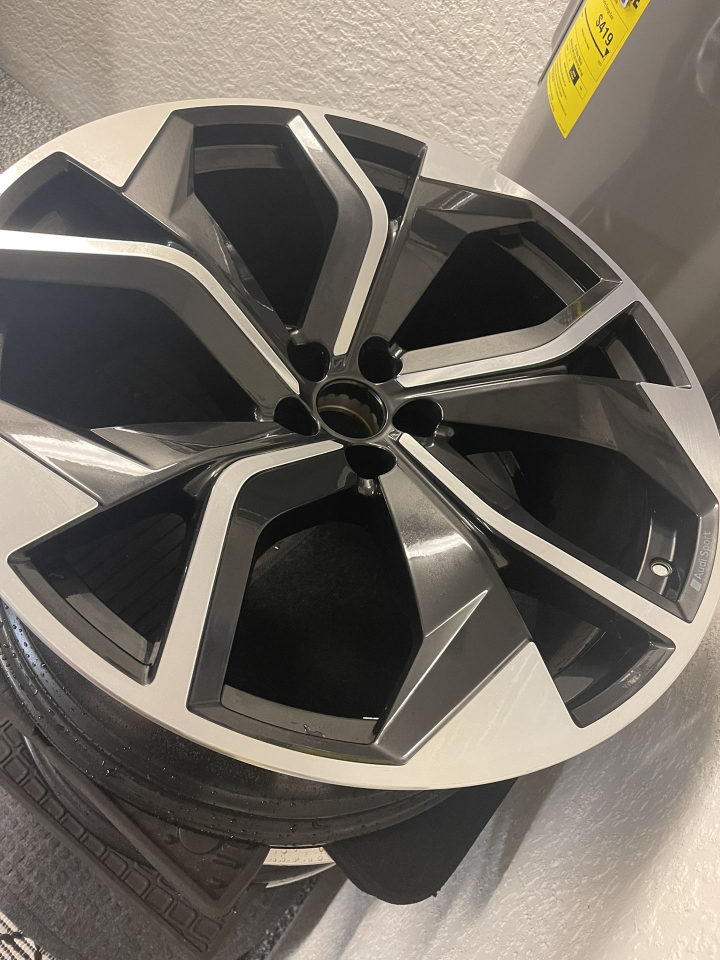 Rims Audi RSQ8 23 Inches