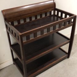 35”wx17”dx32”h Baby changing table