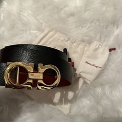 Women’s Ferragamo Gancini Reversible Belt 