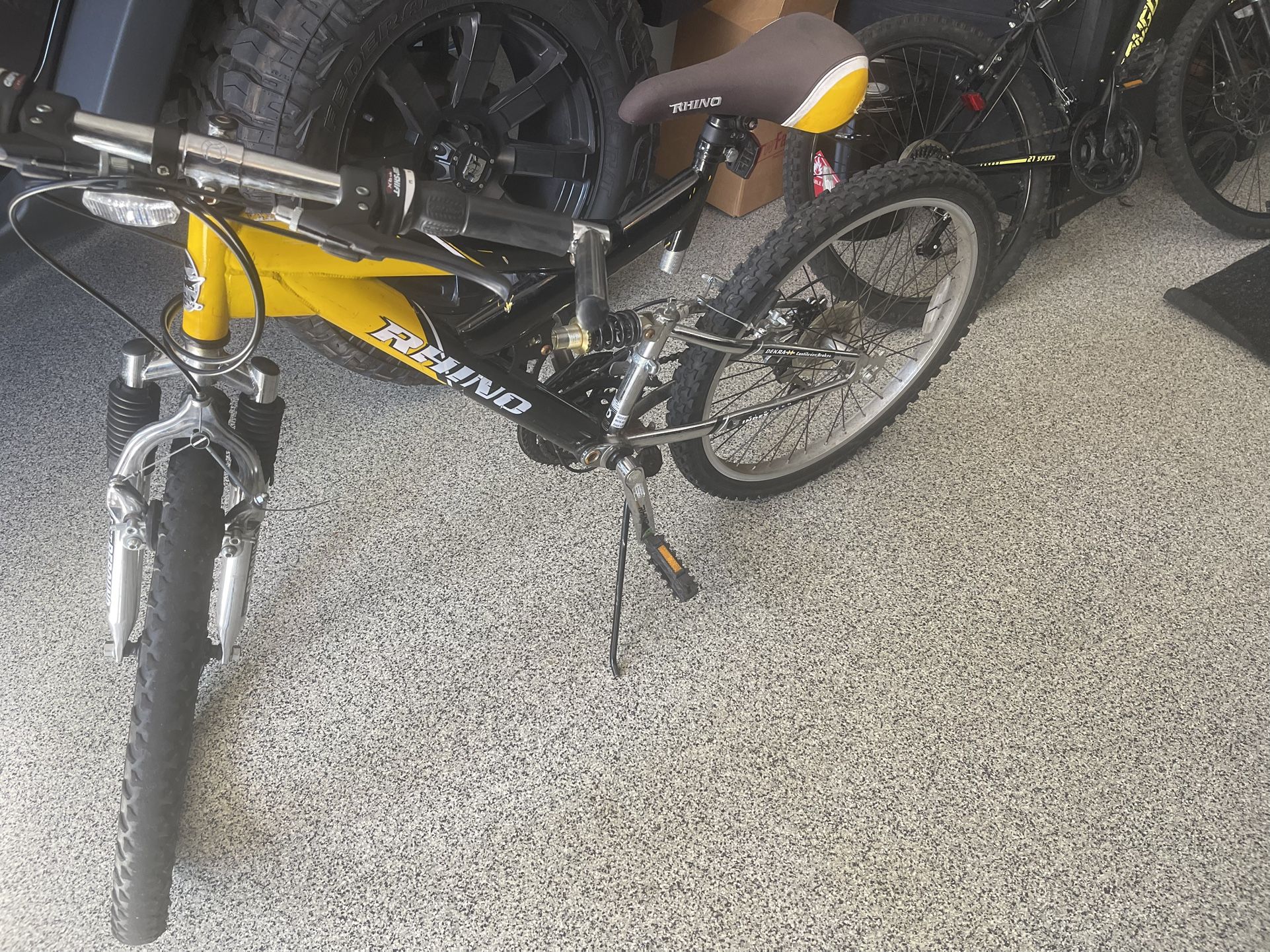 24” Bike With Dual Suspension, 21 Speed With New Rear Tire, Everything Functions Normally And It’s A solid bicycle