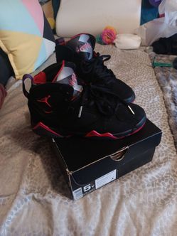 JORDAN AIR 7 RETRO.  (GS) SIZE  5 Y
