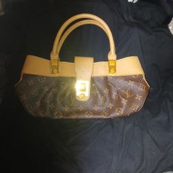 Louis Vuitton Small Purse 