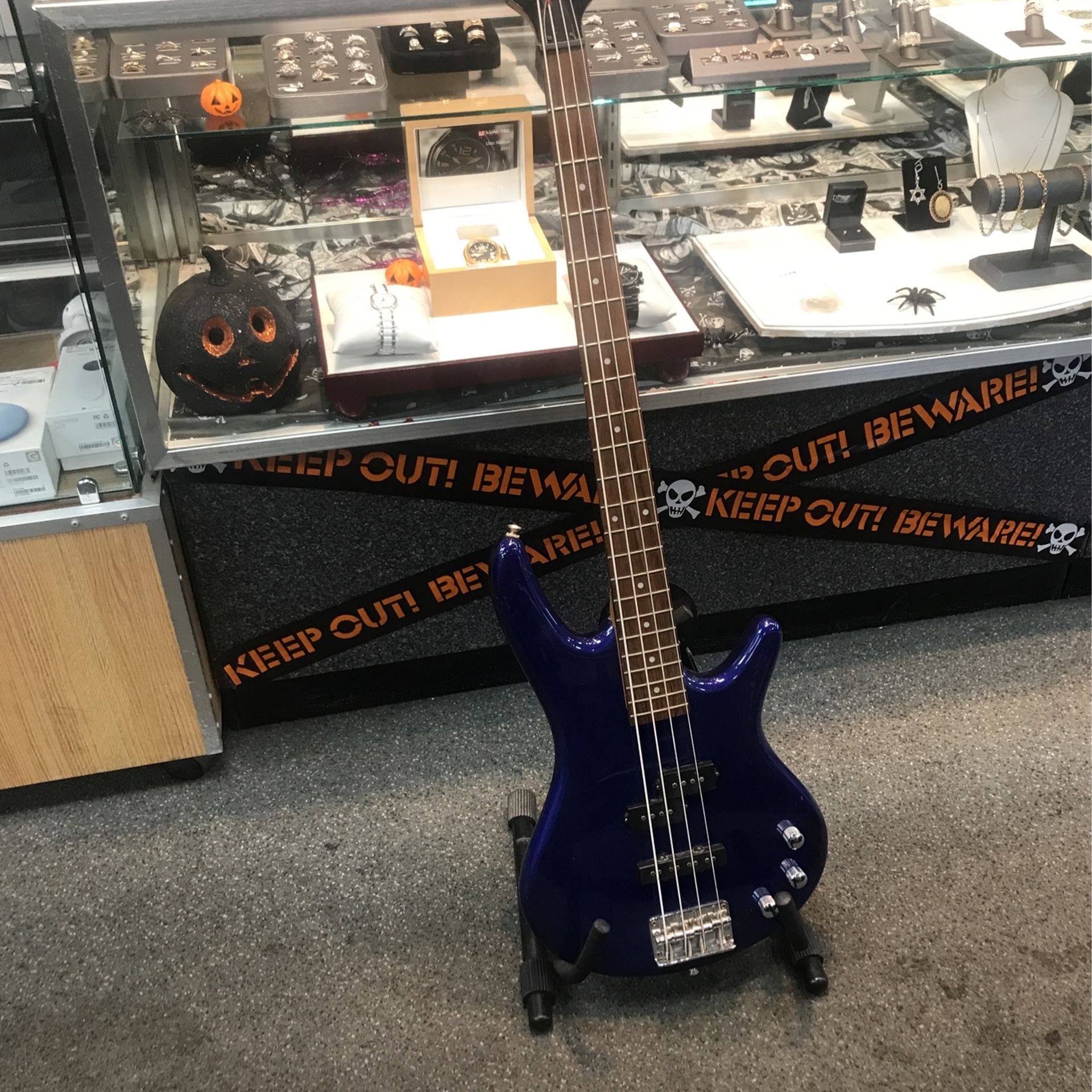 Ibanez GSR200 4 String Electric