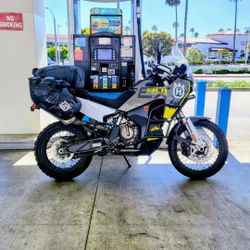 2025 Husqvarna Norden 901 Expedition 