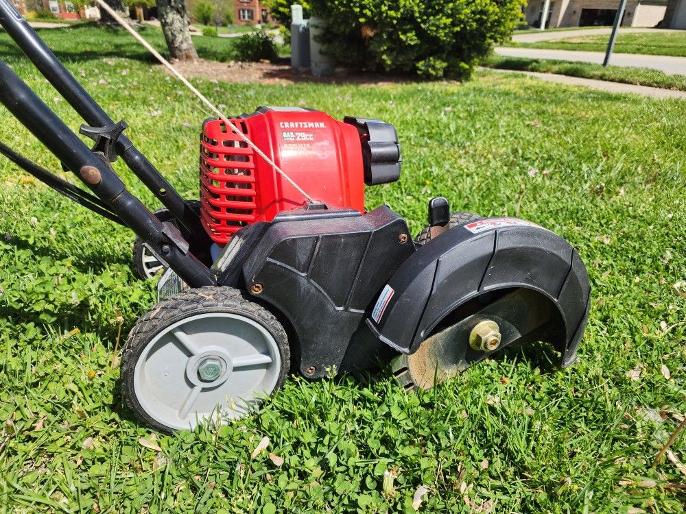 Caraftsman 4 Cycle Lawn Edger/Trench Maker