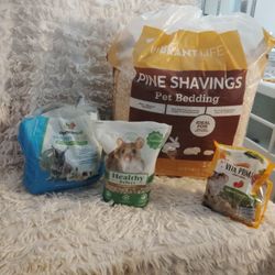 Hamster Food And Bedding 