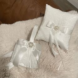 Beautiful White Satin & Lace Ring Pillow & Flower Basket Set