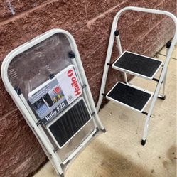 Brand New Hailo K20 Step Ladders