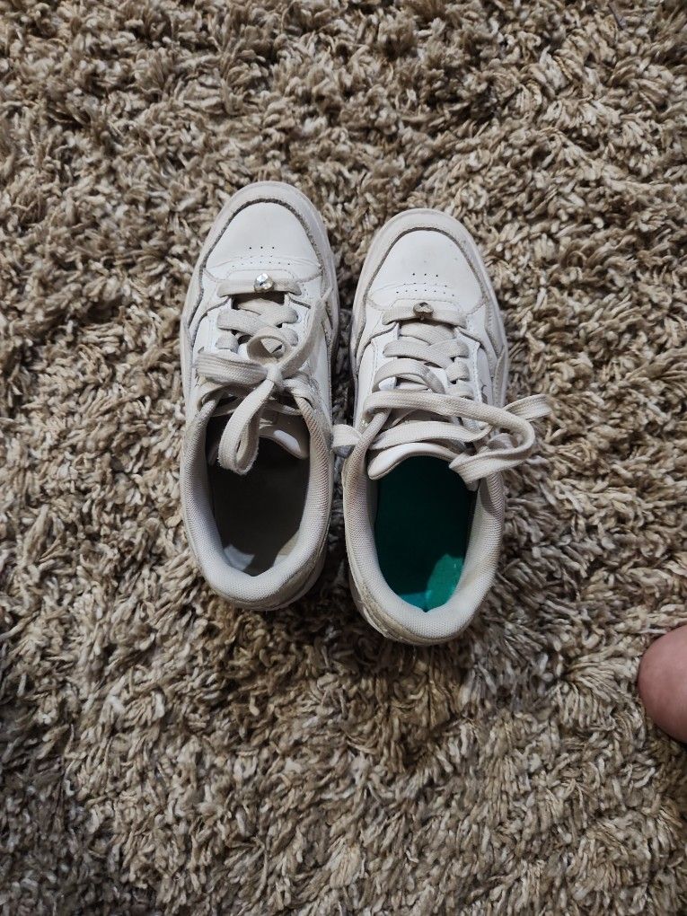 Puma White Tennis Shoes