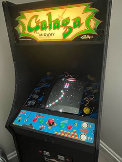 Vintage 1980’s Galaga Full size multi arcade game
