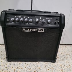 Line 6 Spider IV 15 Guitar AMP