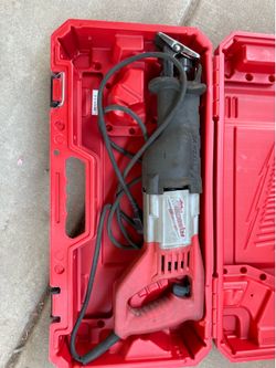12 amp reciprocating saw with case