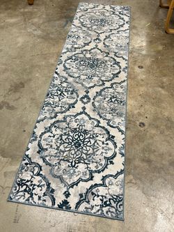 Carpet runner 2x8ft