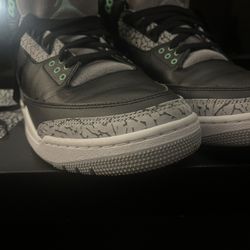 Jordan 3s Green Glow 