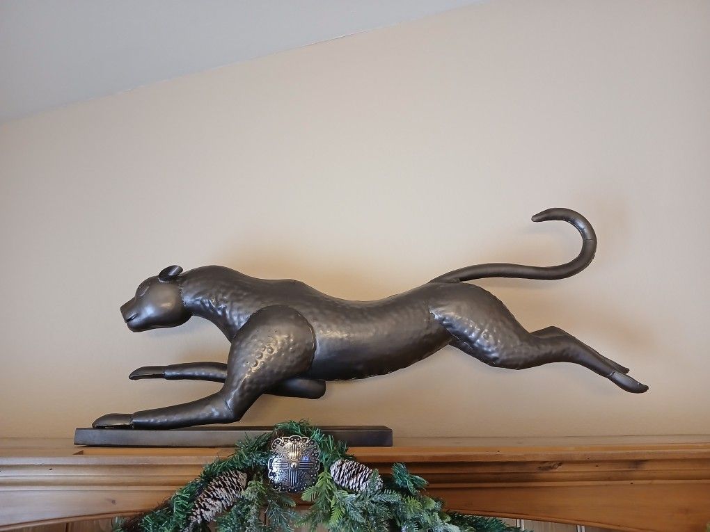 Large Running Cheetah Metal Sculpture 42
