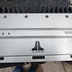 JL Audio 300/4 READ AD