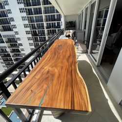 Live Edge Tables 