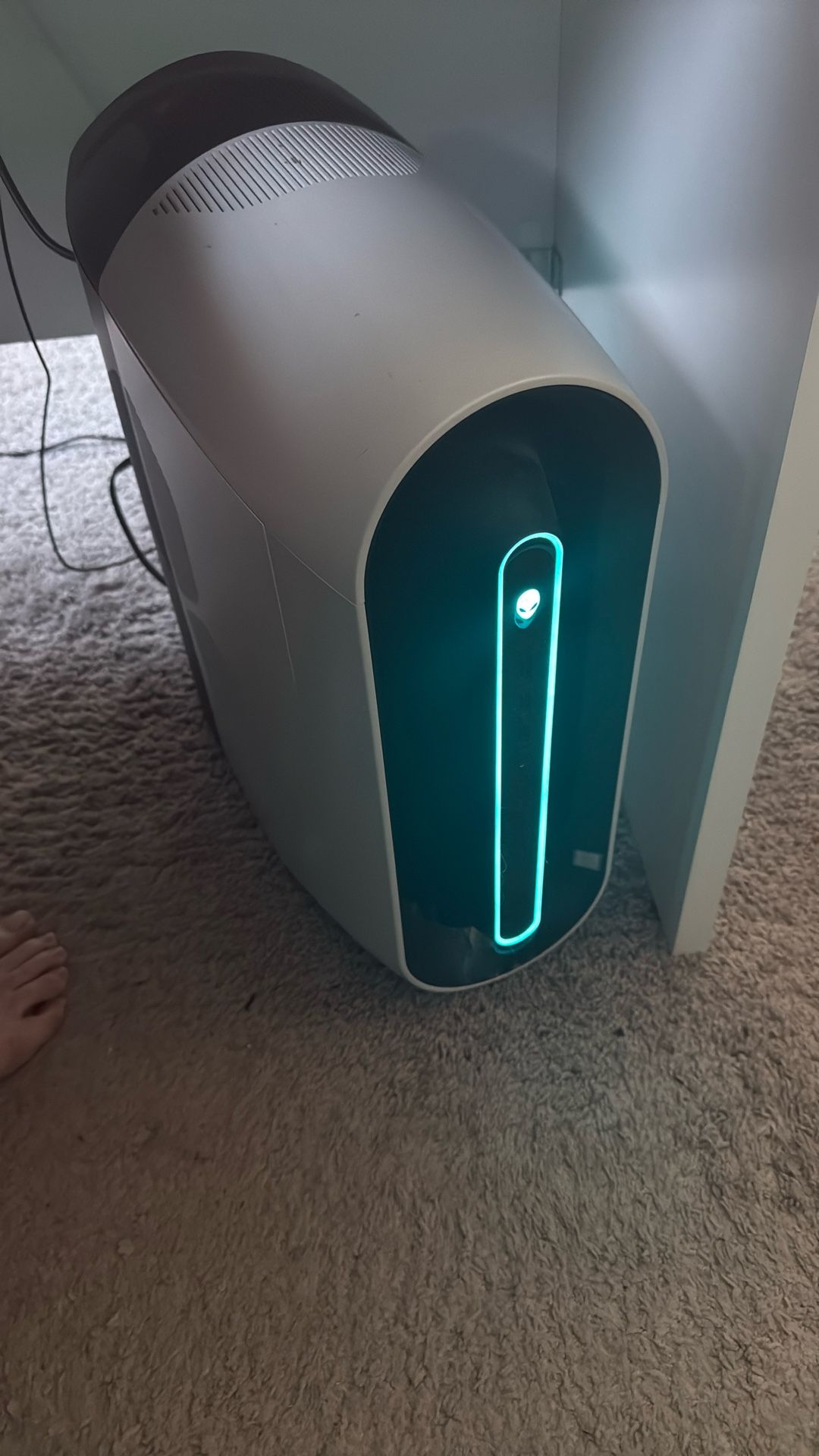 Alienware Aurora R9 w/ Samsung 49” Curved