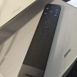 Bose 700 Soundbar And  700 Module 