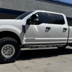 Kmc 235 Beadlock 17x8.5 8x170 +0 Offset With Toyo AT III 37x13.50R17 Tires 🔥🔥🔥