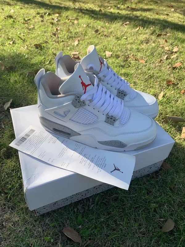 Jordan 4 White Oreo