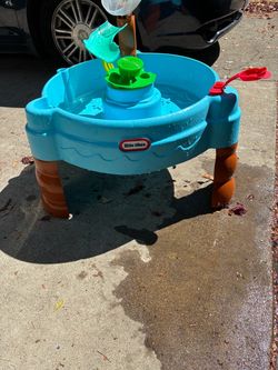 Kids water table