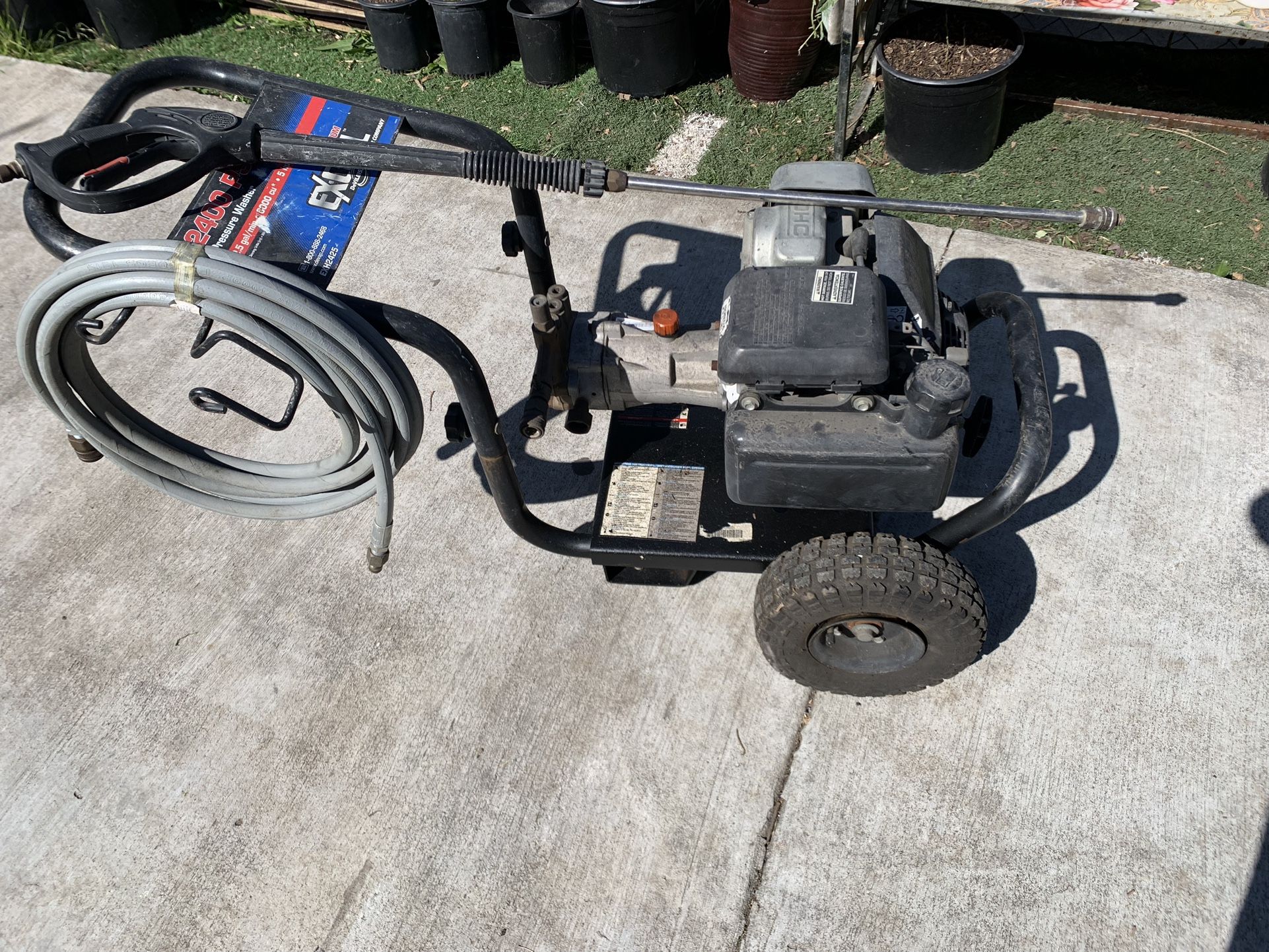Pressure Washer 2400 PSI