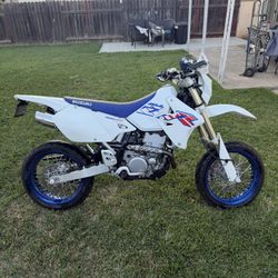 2023 DRZ400SM 
