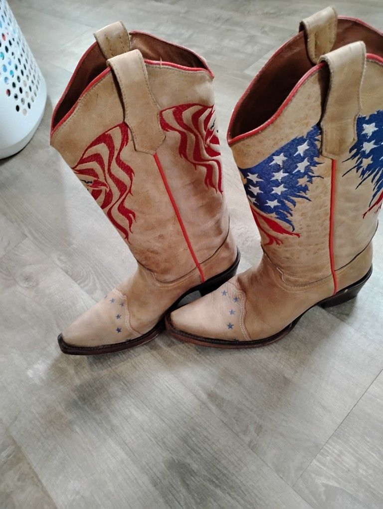 Women's Boots