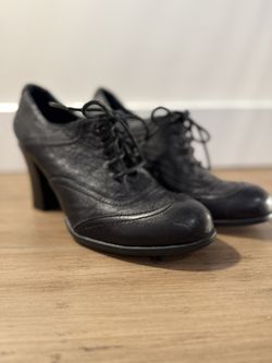 Leather Shoes 