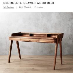 CB2 Drommen Desk (Perfect Condition)