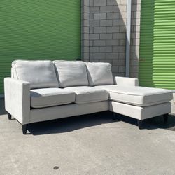 *Free Delivery* Gray Sectional Couch Sofa w/ Reversible Chaise