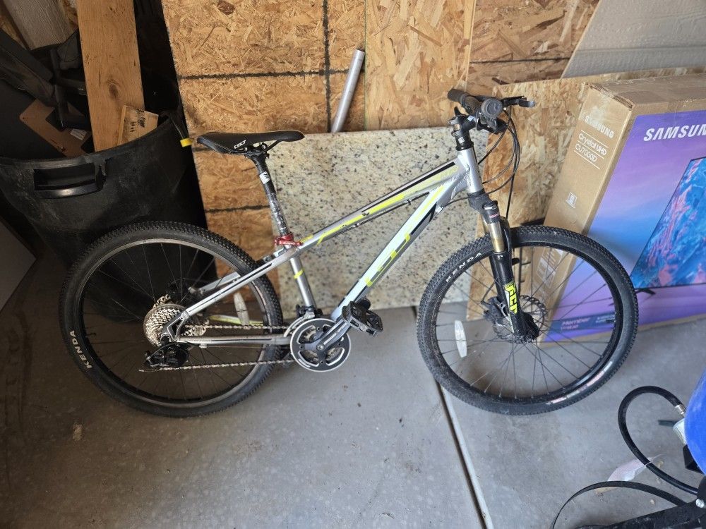 Gt Mountain Bike