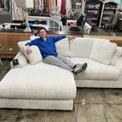 Lindyn 2 Pc Sectional Couch W Chaise 🌟Extra Discount Code RSG 
🔥🔥 Mention OfferUp for this Special Price!!