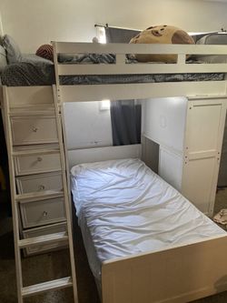 Very Nice Bunk Beds