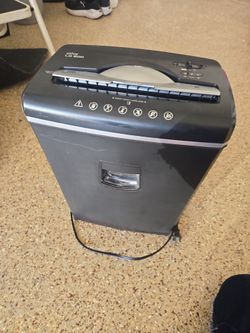 ATIVA LD 600 PAPER SHREDDER.