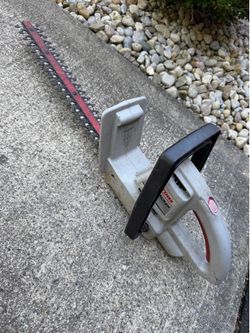 Craftsman Bushwhacker 14-in Electric Hedge Trimmer!