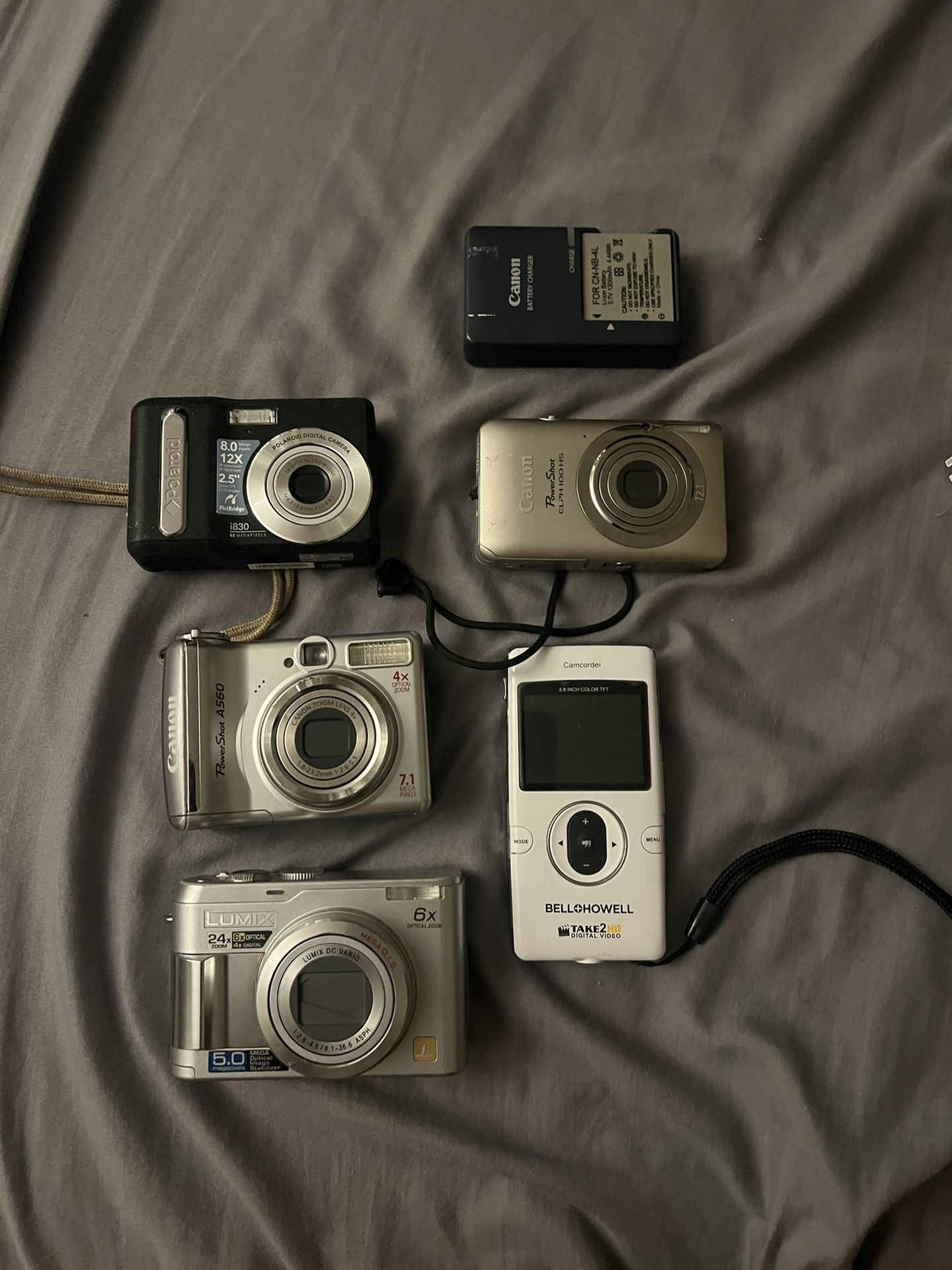 Digital Cameras Lot